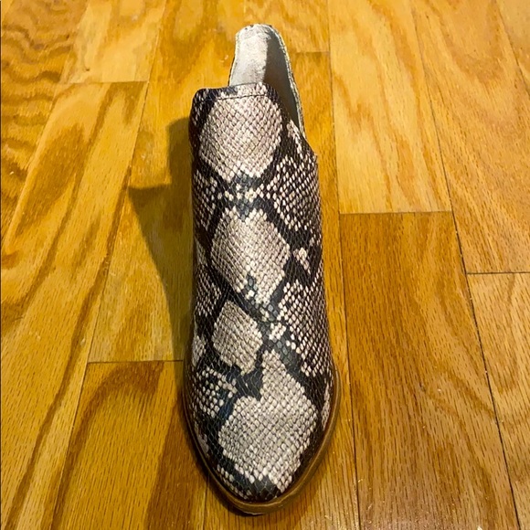 Dolce Vita Kadey Stella Snakeskin Embossed bootie - Picture 5 of 15